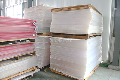 貼什么能讓亞克力板材不透光